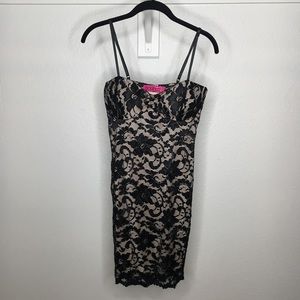 BOOHOO sexy lace illusion dress